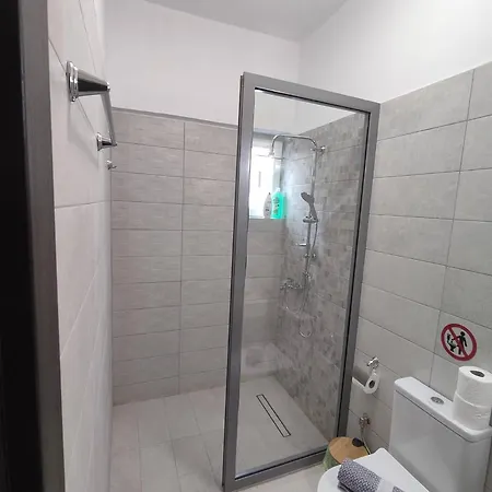 Petmeza 1 F * エギオ